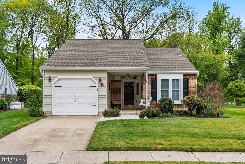 6 Moneta Court - Photo 0