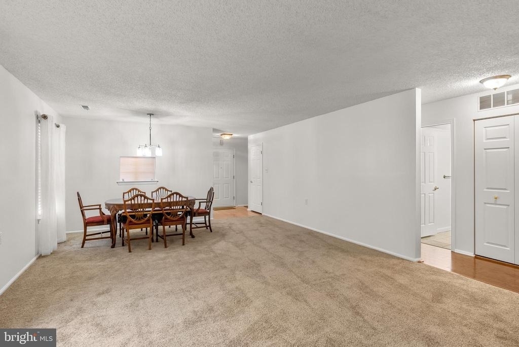 6 Moneta Court - Photo 7
