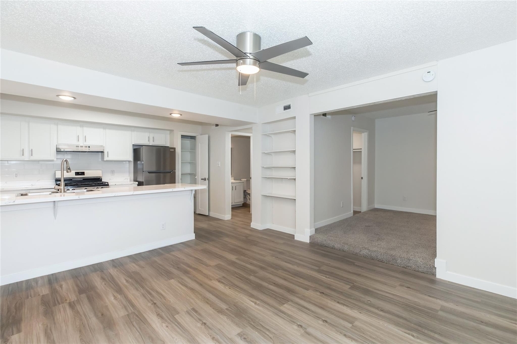 6008 N Lamar Blvd - Photo 3