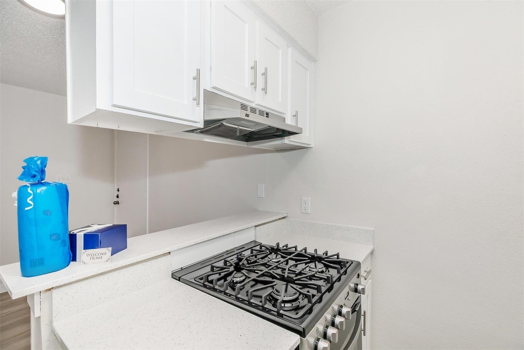 4415 Avenue B - Photo 1