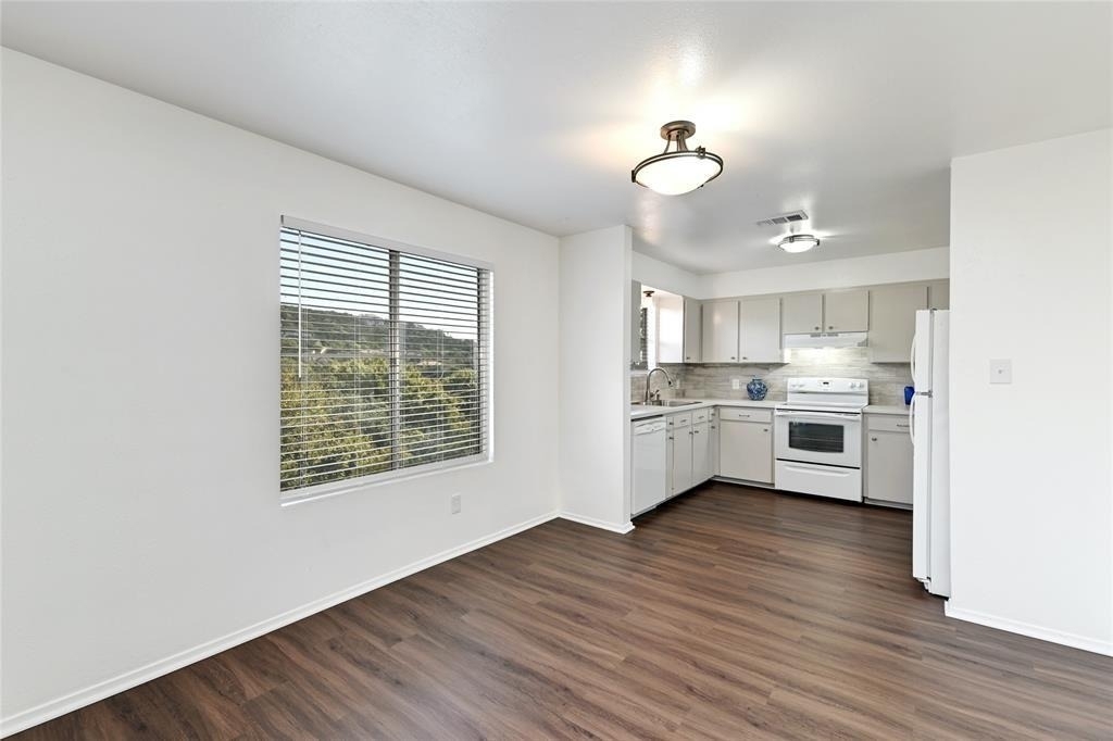 1709 Wild Basin Ledge - Photo 24