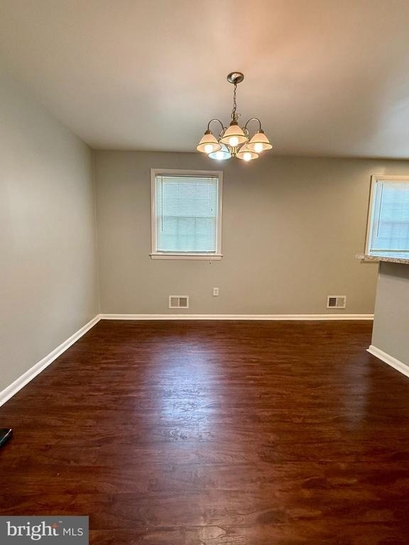 6526 Beechwood Drive - Photo 7