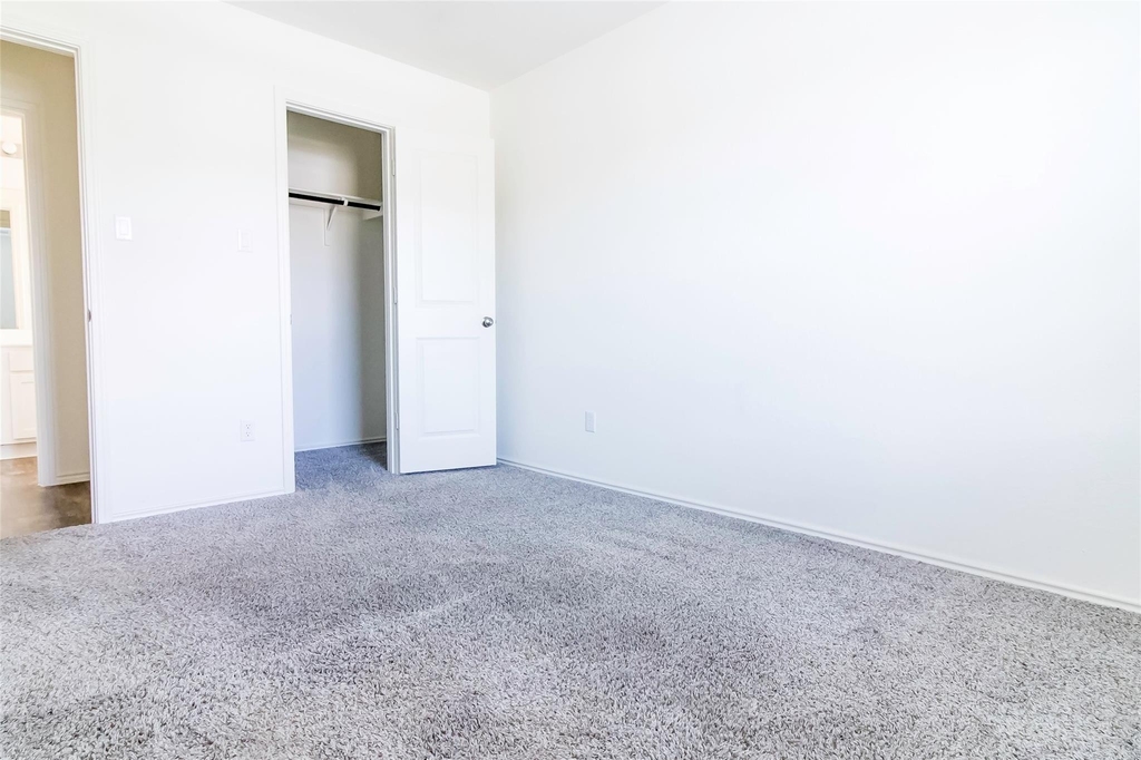 1209 Nokota Bnd - Photo 6