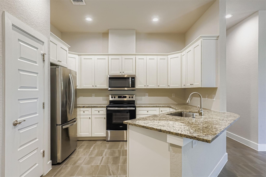 2500 American Dr - Photo 3