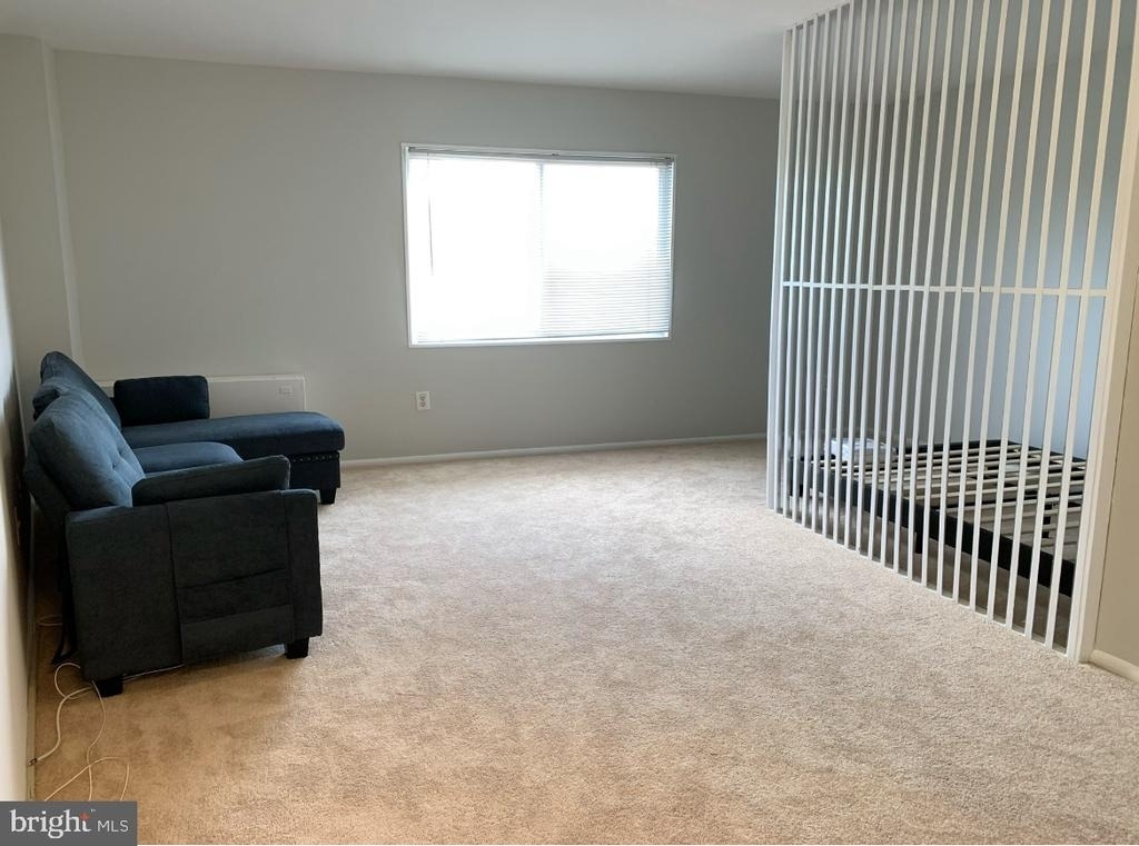 1111 University Boulevard W - Photo 4