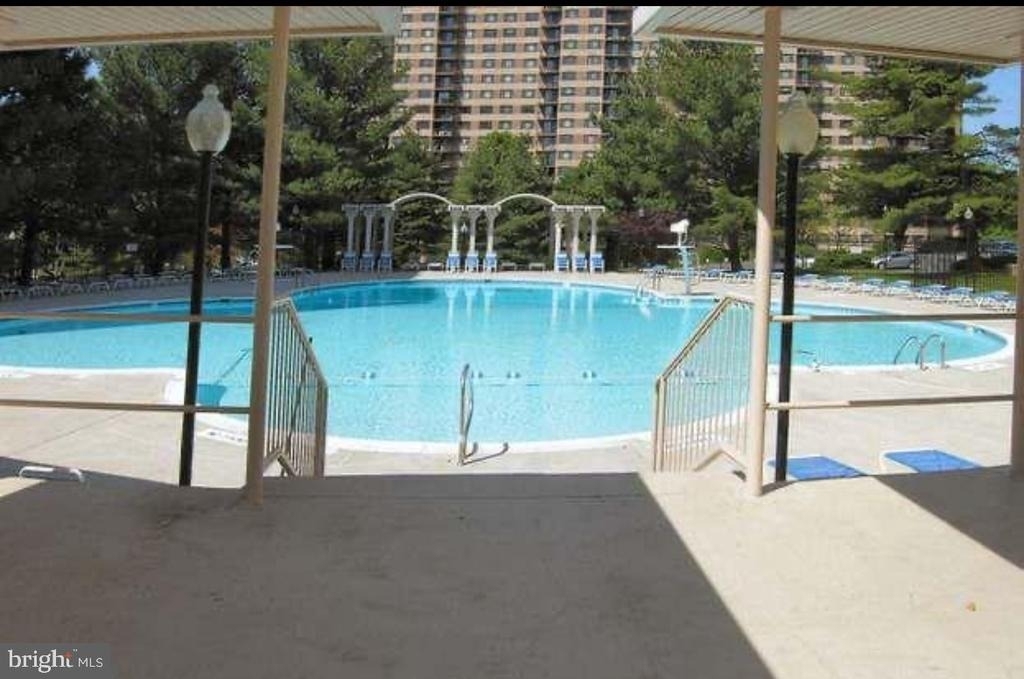 1111 University Boulevard W - Photo 11