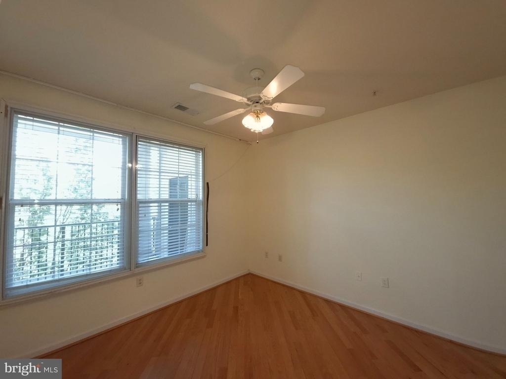 7 Booth Street - Photo 9