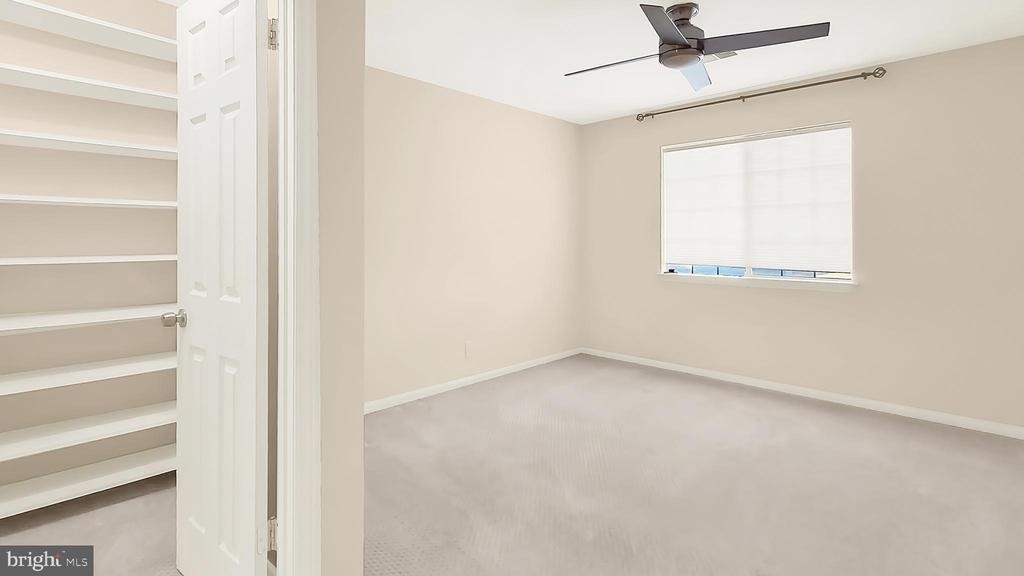 5715 Chapman Mill Drive - Photo 7