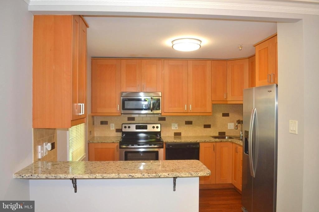 1 Ingleside Court - Photo 1