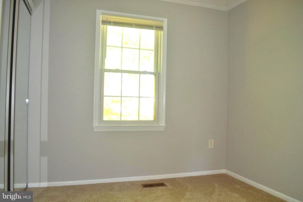 1 Ingleside Court - Photo 11