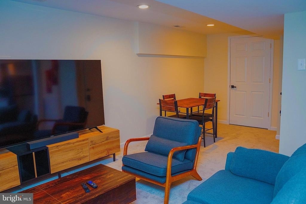 924 Veirs Mill Road - Photo 6