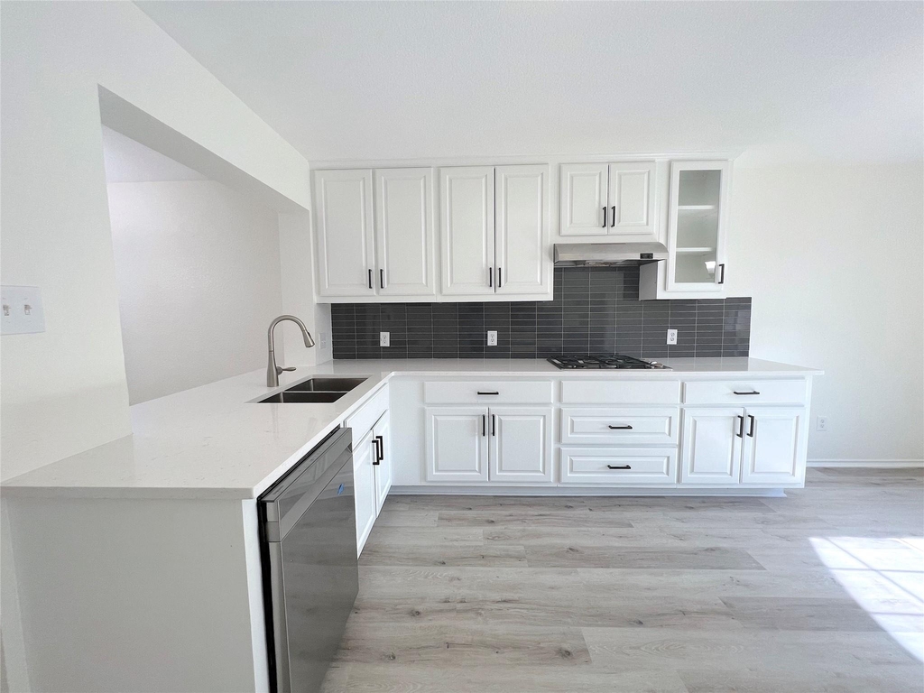2725 Summerwalk Pl - Photo 8