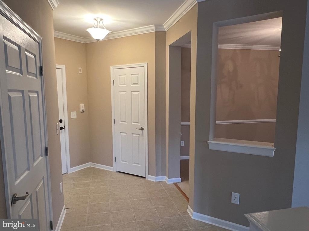 812 Long Drive - Photo 7