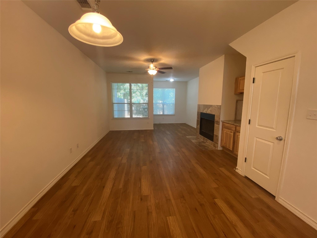 400 West St - Photo 1