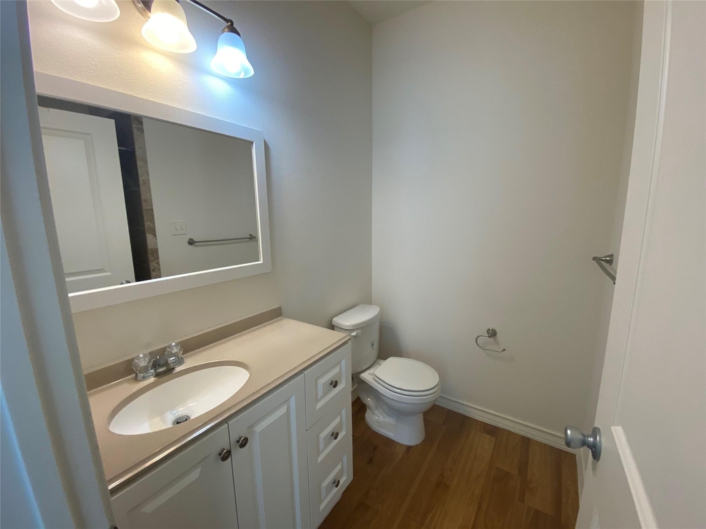 400 West St - Photo 12