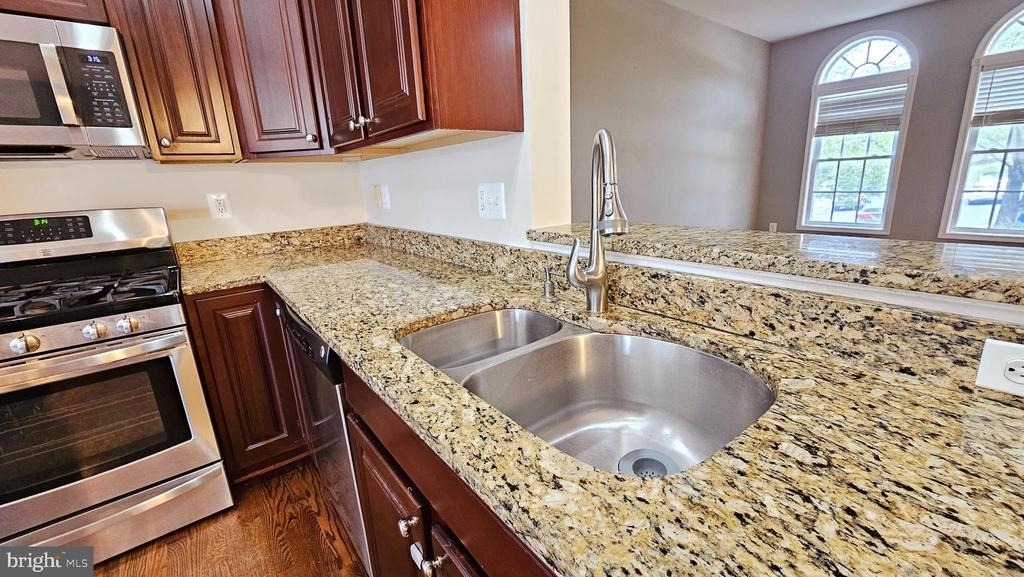 3504 Tabard Lane - Photo 6