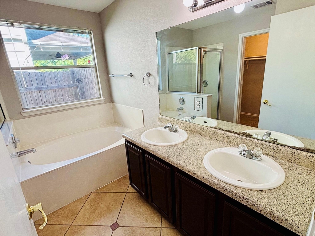 7424 Cayenne Ln - Photo 8