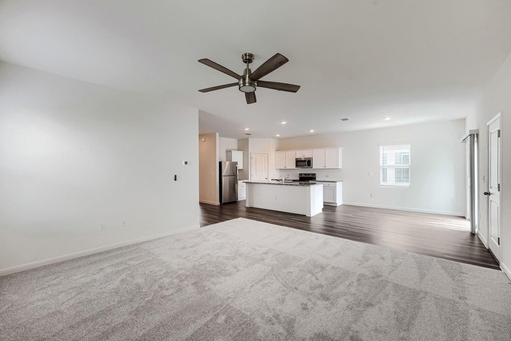 124 Mullen Way - Photo 6