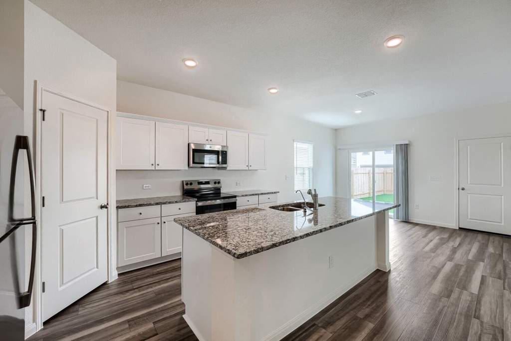 124 Mullen Way - Photo 3