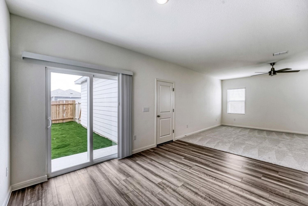124 Mullen Way - Photo 7