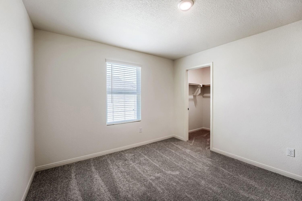 124 Mullen Way - Photo 11