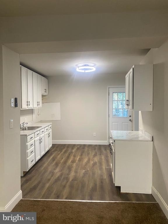 724 E 35th Street - Photo 5