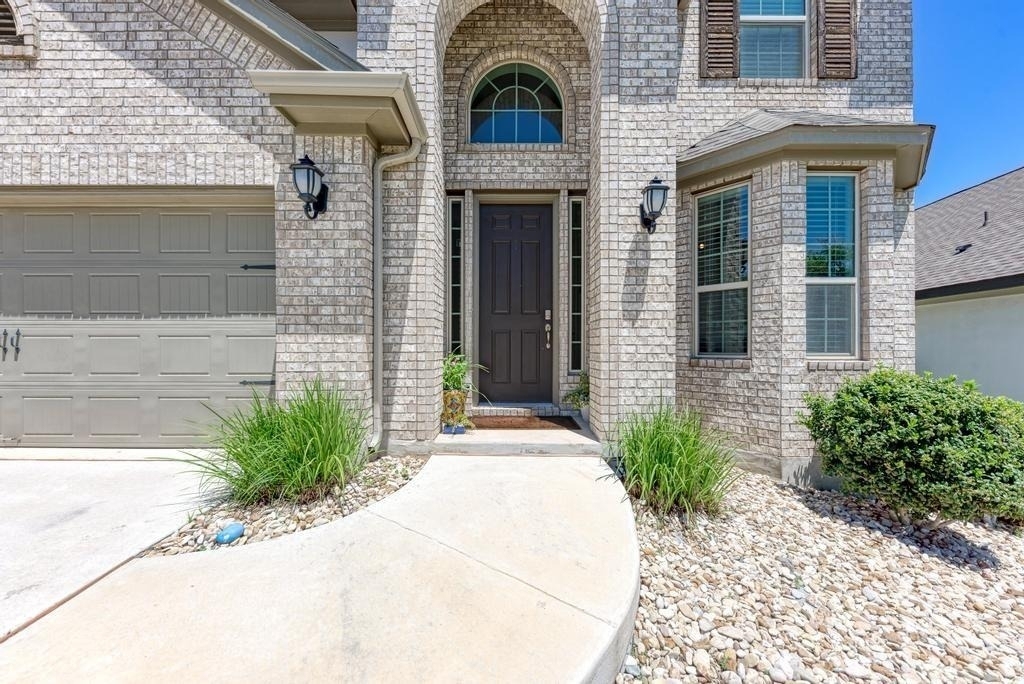 1816 Ficuzza Way - Photo 3