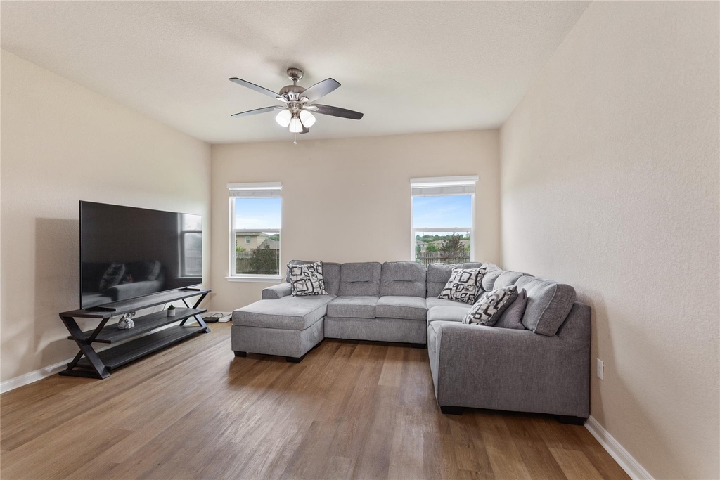 251 Northern Flicker St - Photo 3
