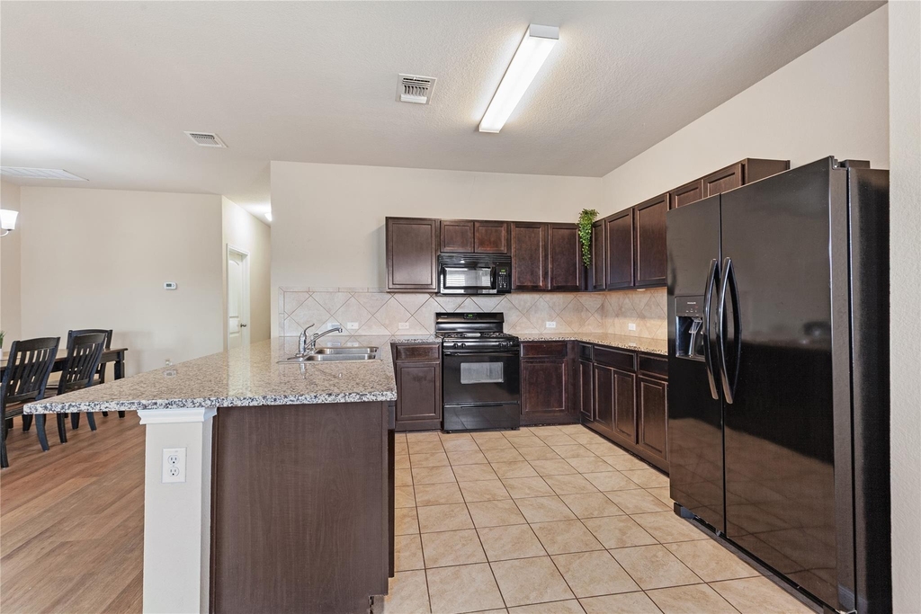 251 Northern Flicker St - Photo 4
