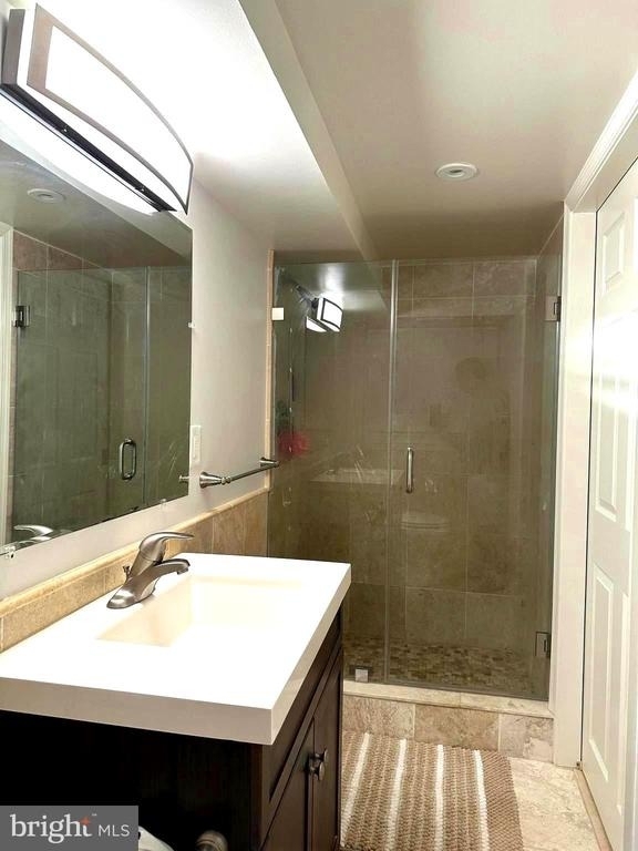 1549 44th Street Nw - Photo 4