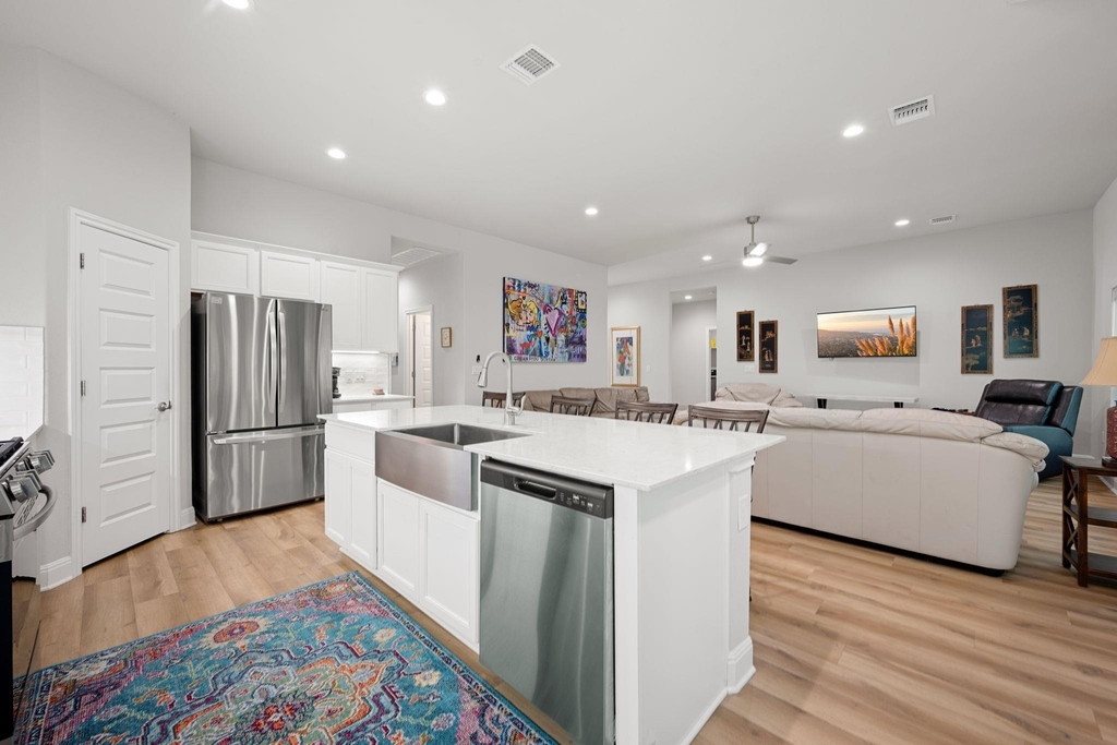 2503 Wilson Ave - Photo 10