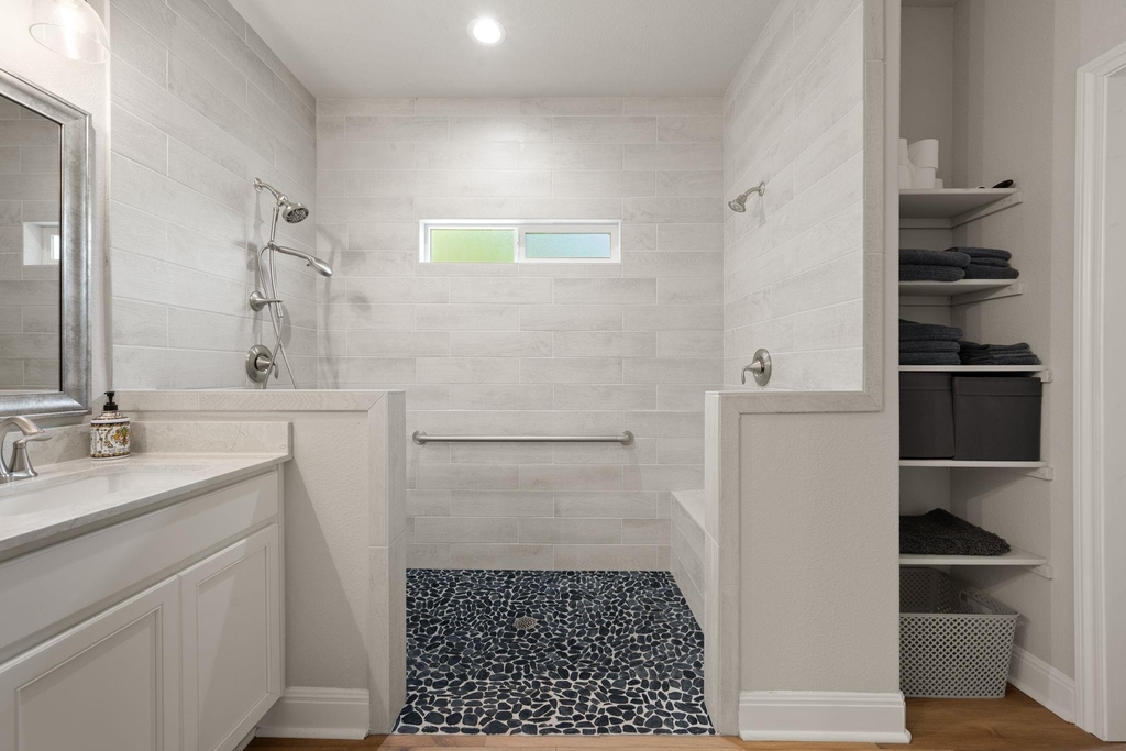 2503 Wilson Ave - Photo 6