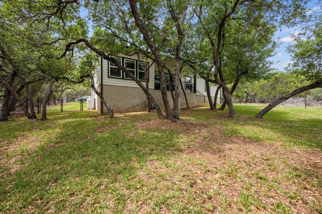 2503 Wilson Ave - Photo 35