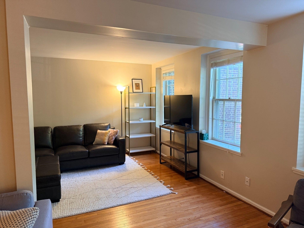 3731 39th Street Nw - Photo 3
