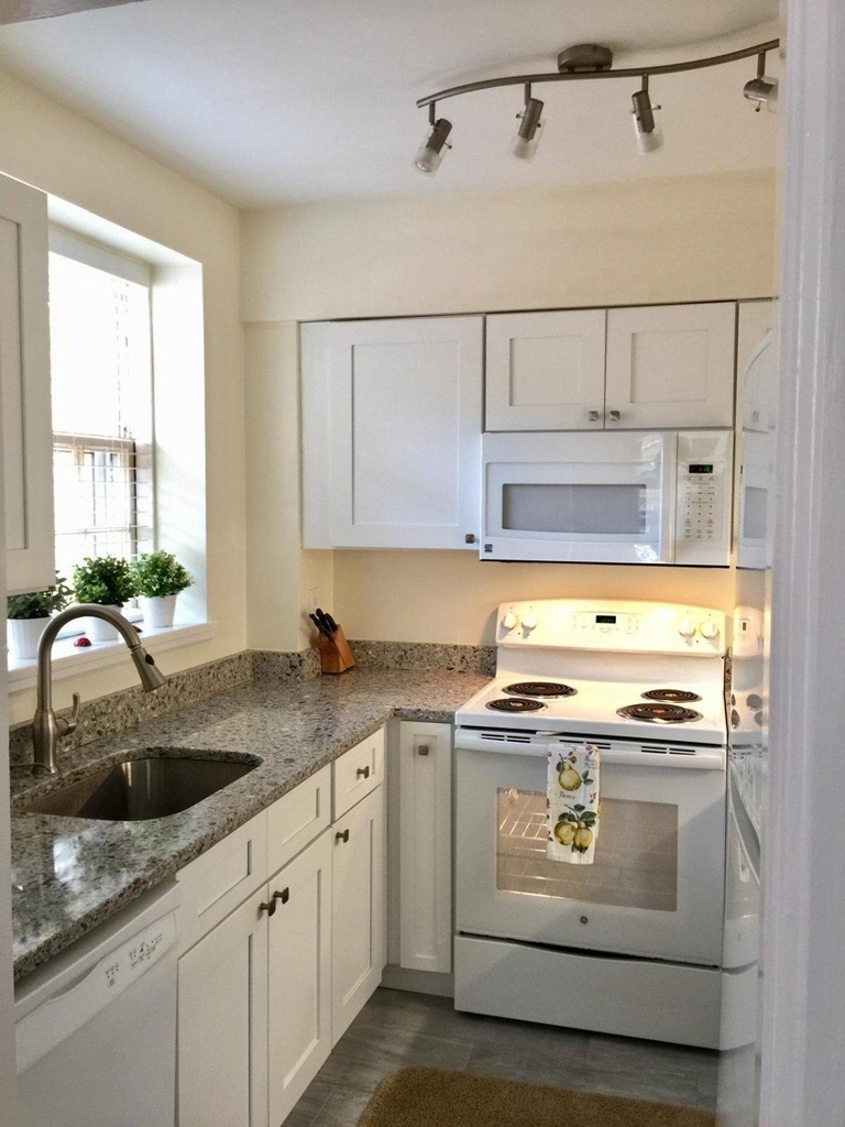 3731 39th Street Nw - Photo 4