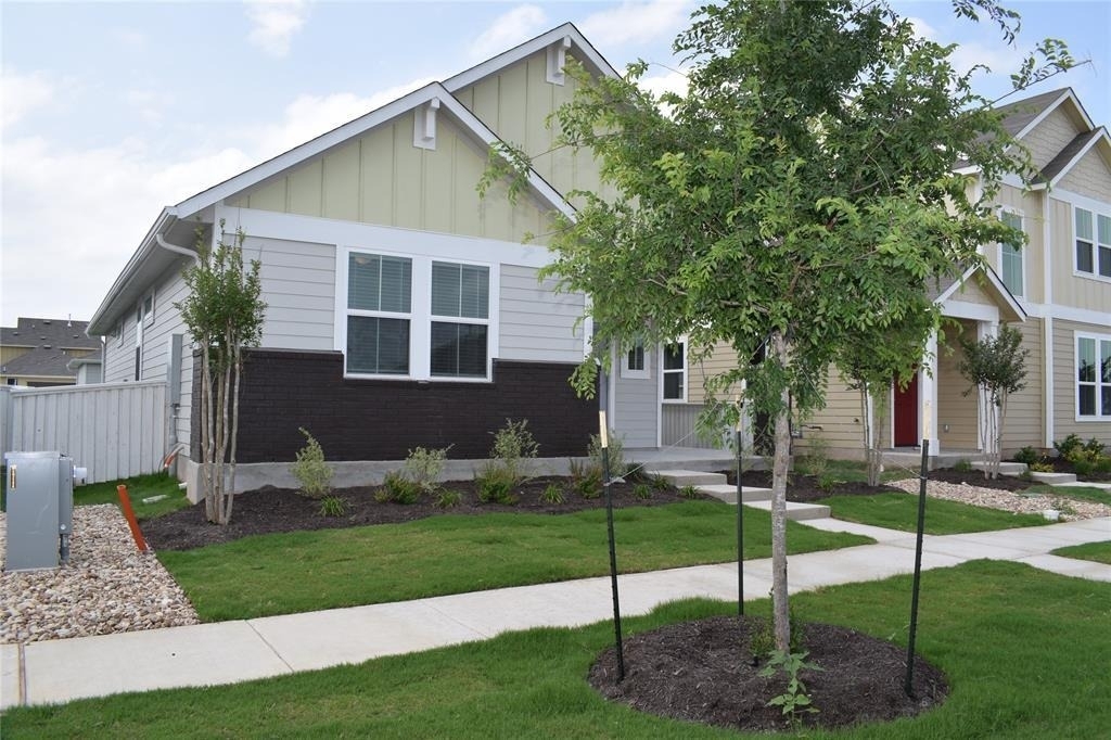 117 Keltic Dr - Photo 1