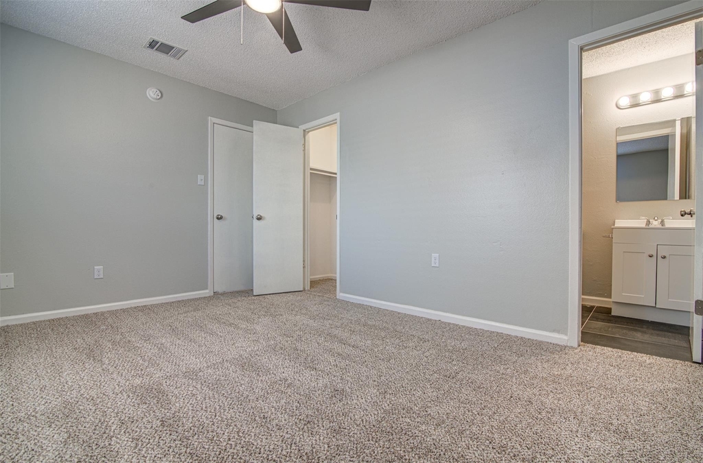 8112 West Gate Blvd - Photo 11