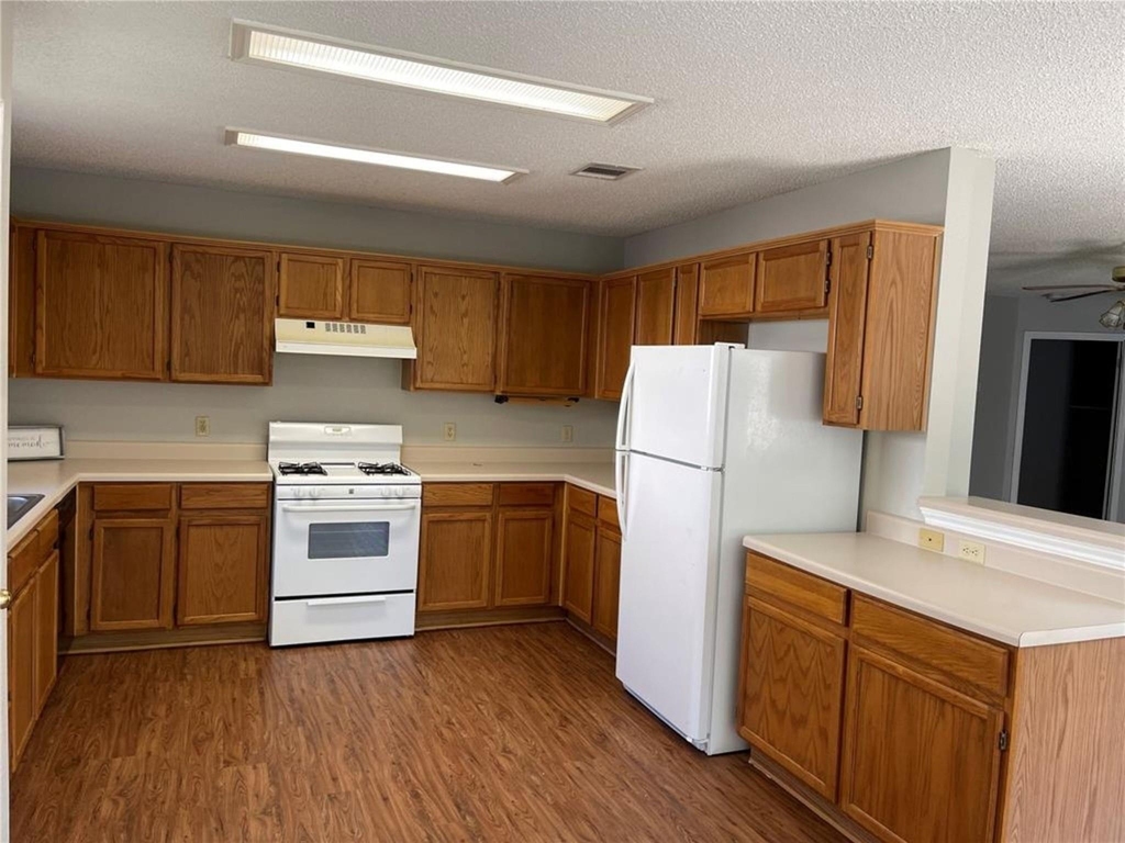 1707 Timberwood Dr - Photo 7