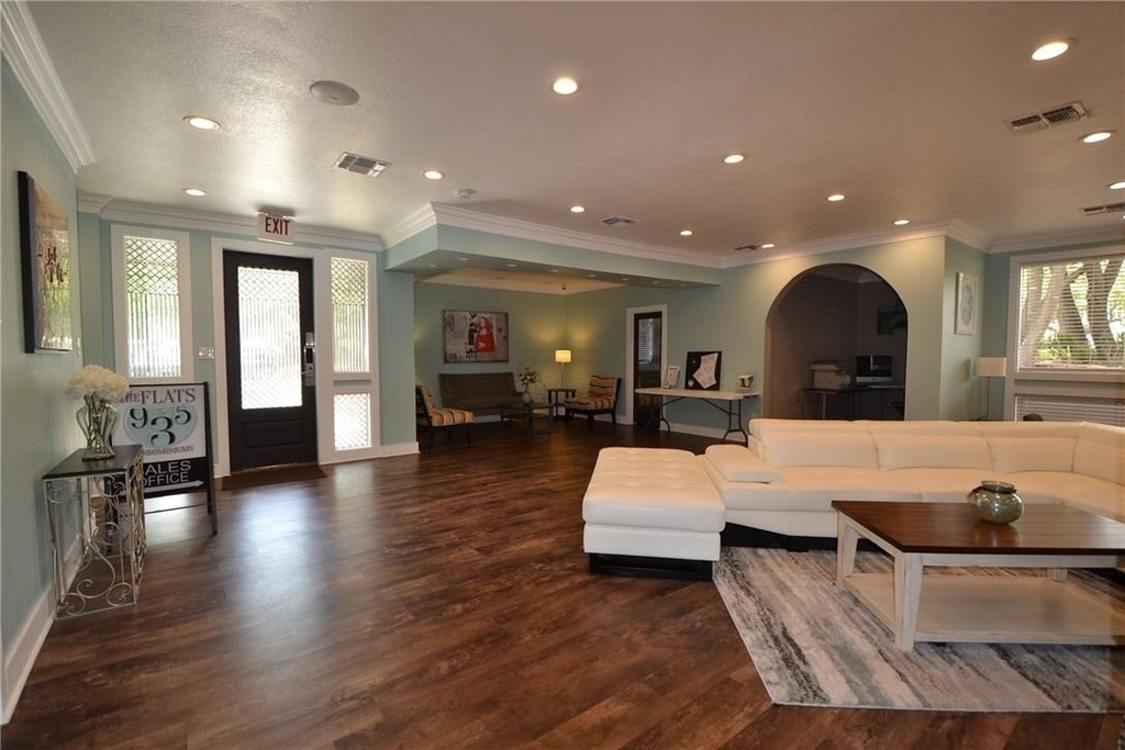 935 La Posada Dr - Photo 20