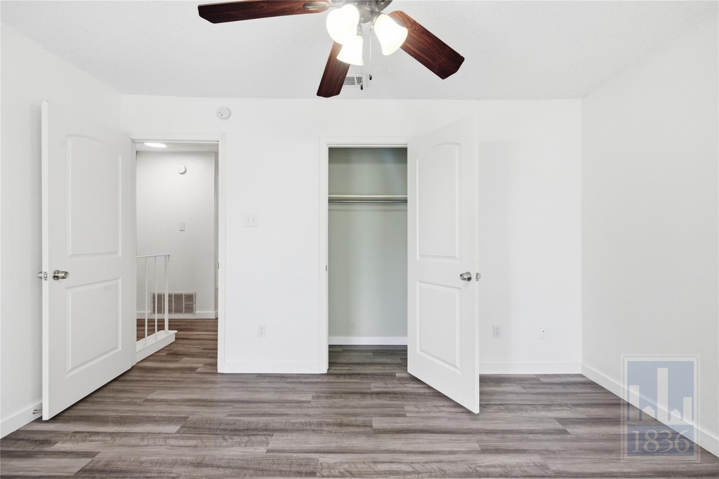 8400 Jamestown Dr - Photo 14