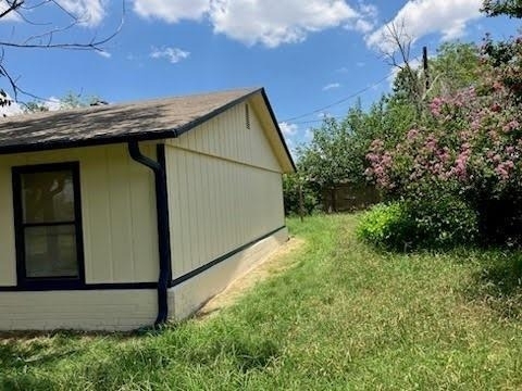 851 Aspen Ln - Photo 2