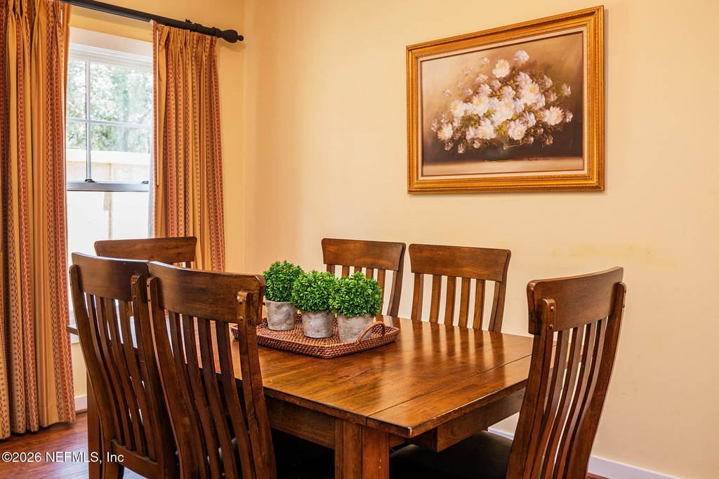 955 Registry Boulevard - Photo 3