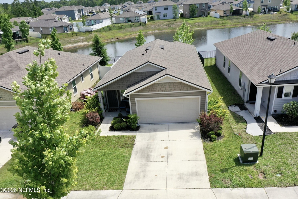 2385 Oak Stream Drive - Photo 0
