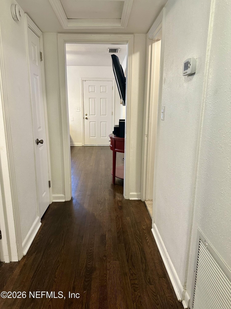 5351 Royce Avenue - Photo 8