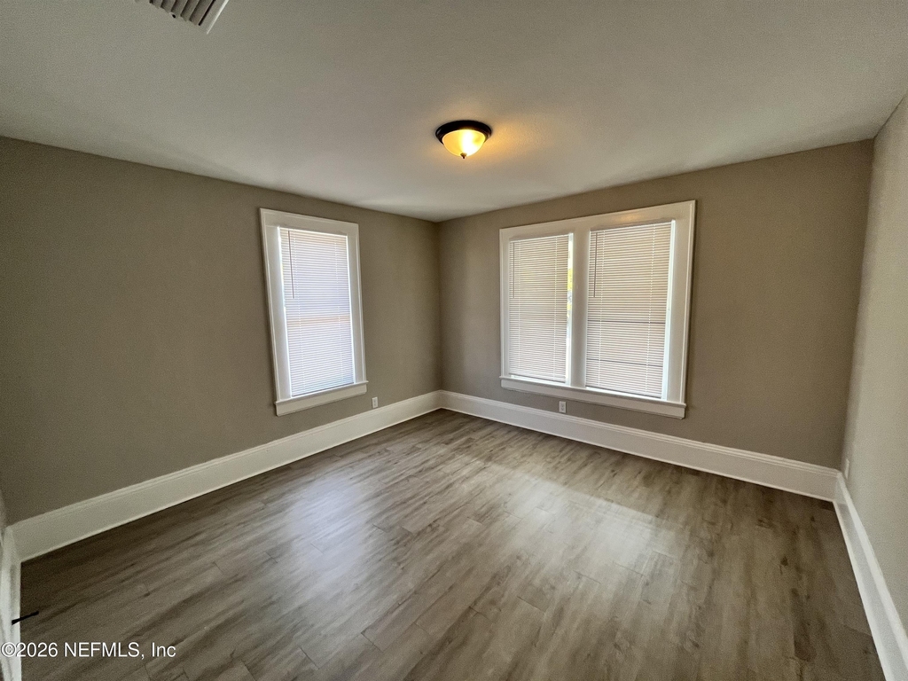 2105 Gilmore Street - Photo 5