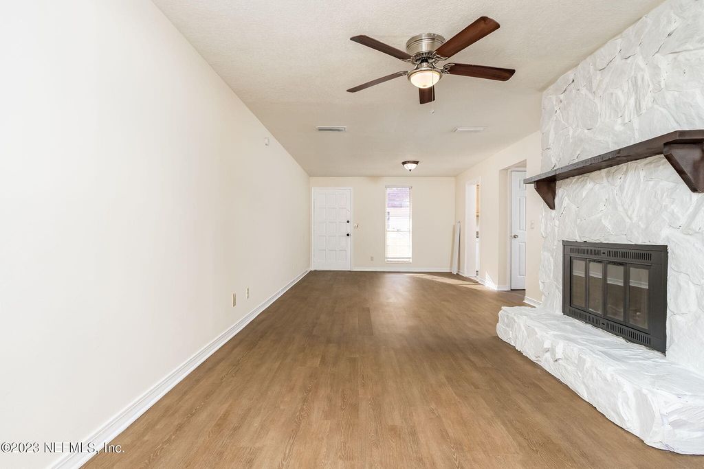 1735 El Camino Road - Photo 5