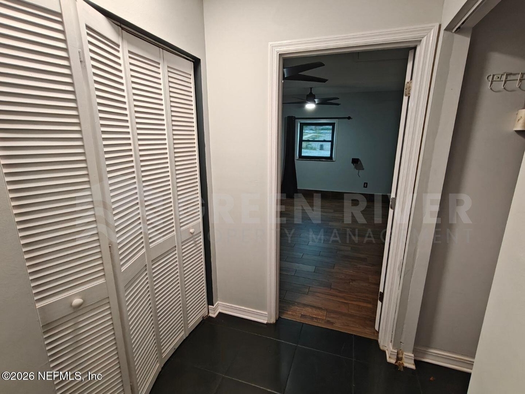 1549 Sonoma Court - Photo 18