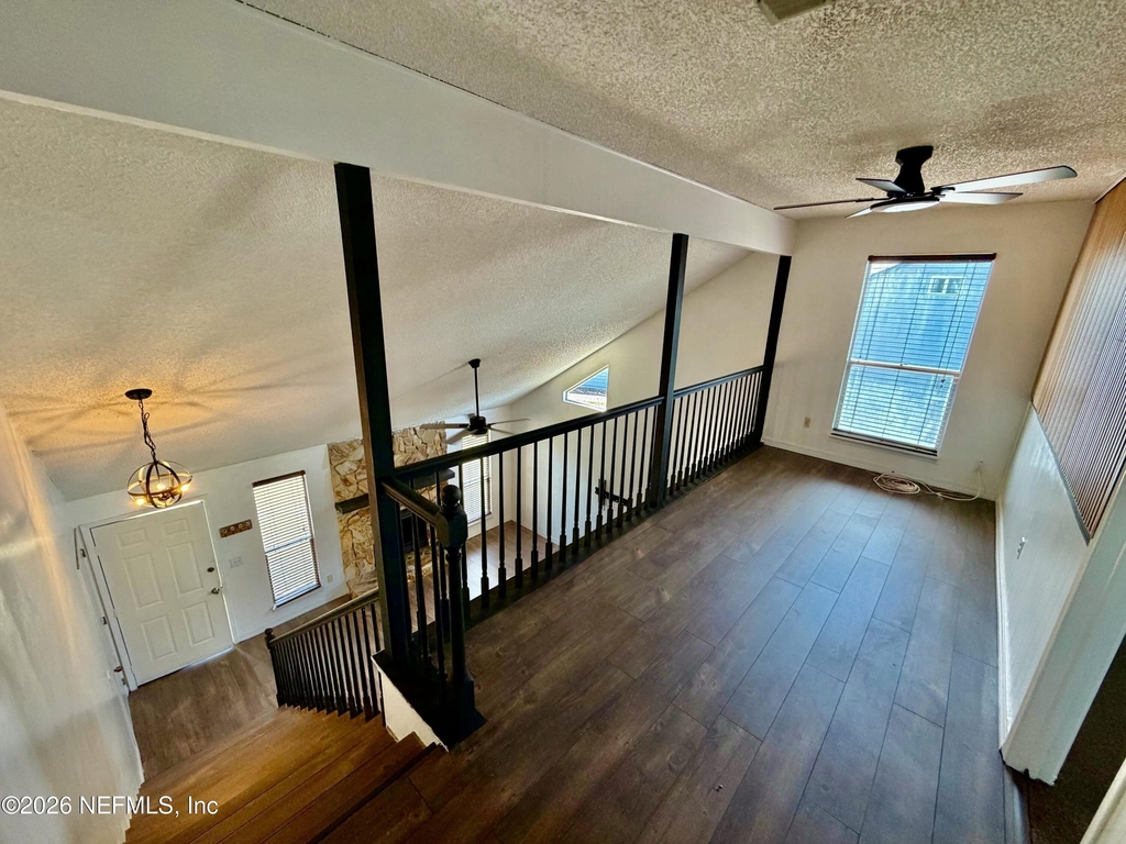 11548 Willet Court N - Photo 9