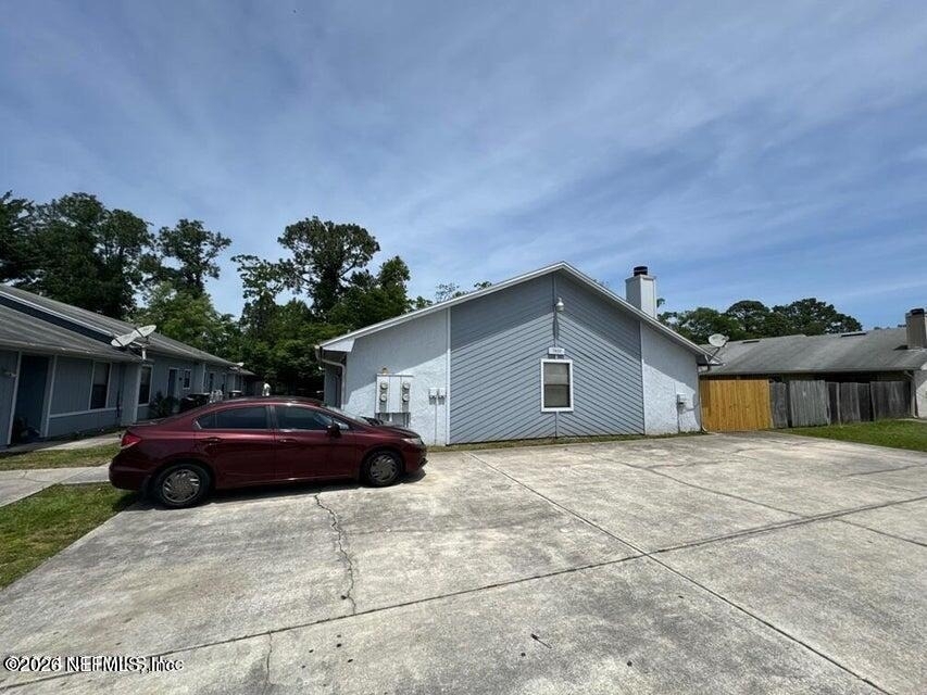 7623 Indian Lakes Drive - Photo 0