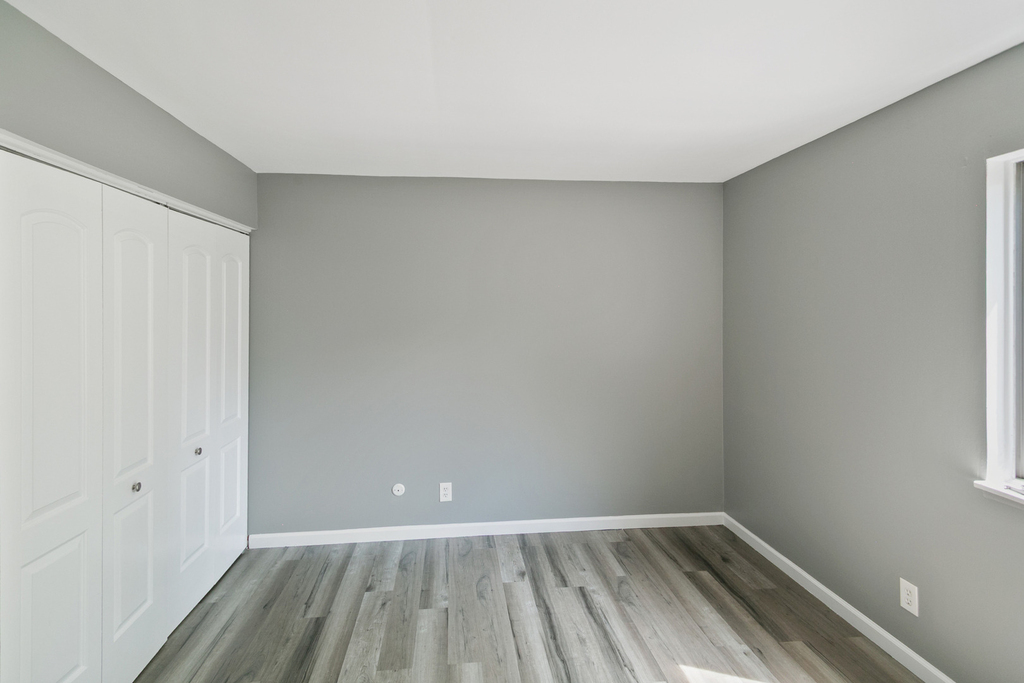 164 Galewood Drive - Photo 3